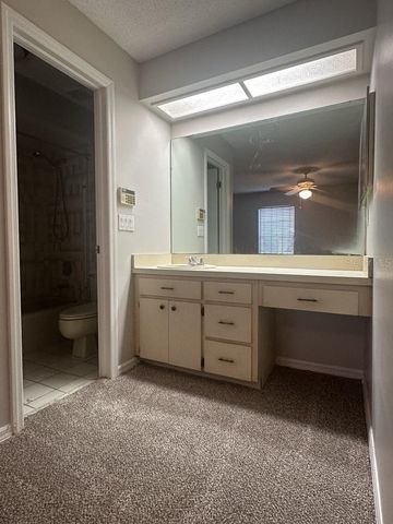 13046 VILLAGE CHASE CIRCLE 13046, Tampa, FL 33618