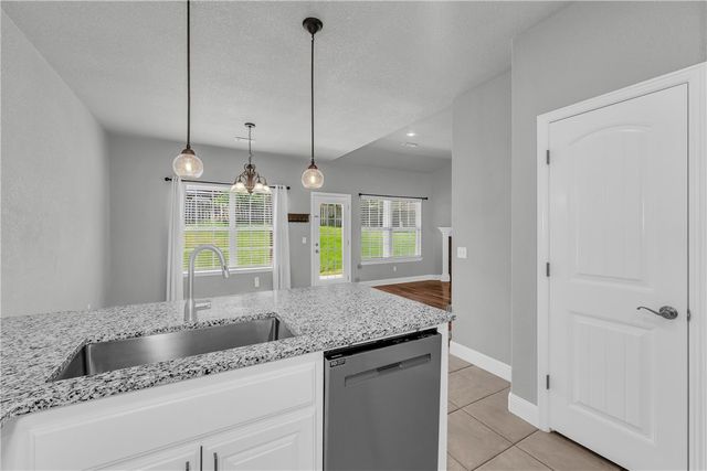 450 Beasley Drive, Centerton, AR 72719