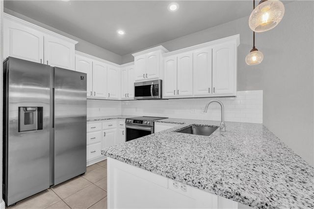 450 Beasley Drive, Centerton, AR 72719