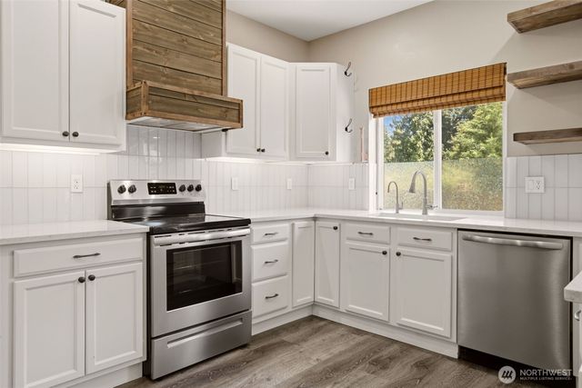 8517 36th Avenue NE, Marysville, WA 98270
