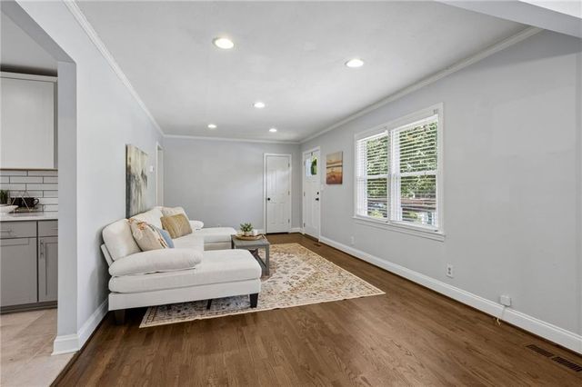 1130 Medlin Street SE, Smyrna, GA 30080