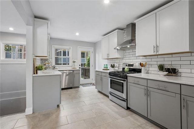 1130 Medlin Street SE, Smyrna, GA 30080