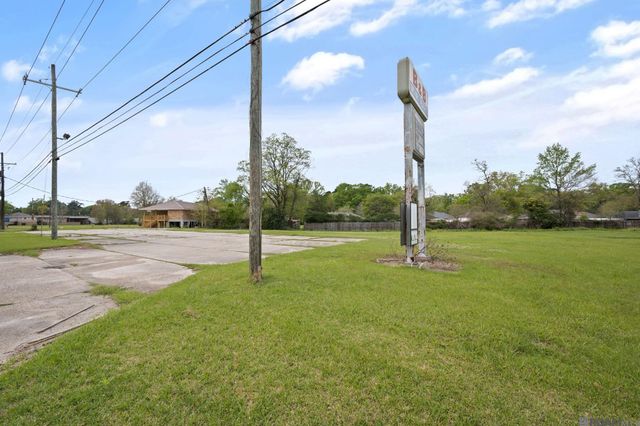 1419 Florida Avenue Sw, Denham Springs, LA 70726