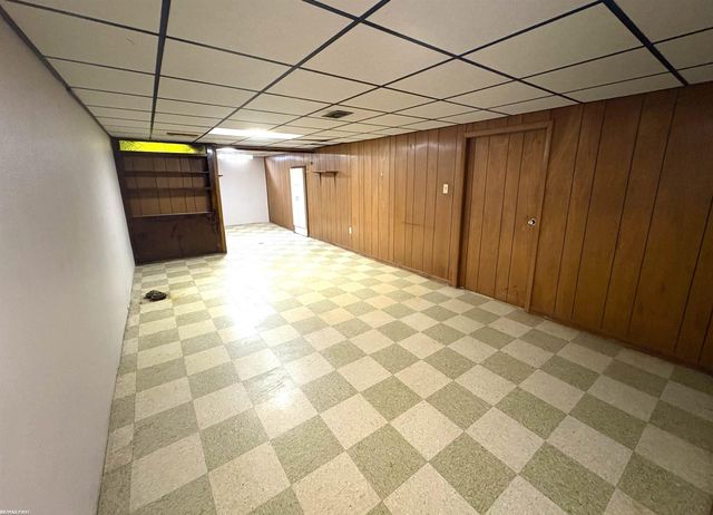 11652 Frazho Road, Warren, MI 48089