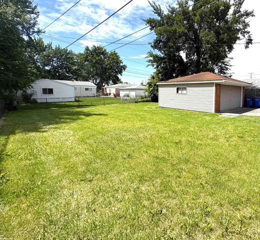 11652 Frazho Road, Warren, MI 48089
