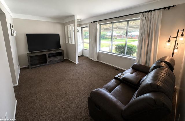 11652 Frazho Road, Warren, MI 48089