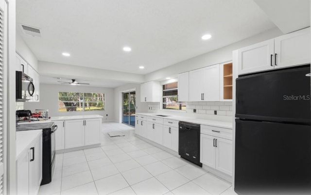 33201 COVENTRY DRIVE, Leesburg, FL 34788