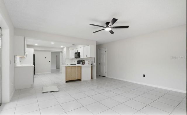 33201 COVENTRY DRIVE, Leesburg, FL 34788