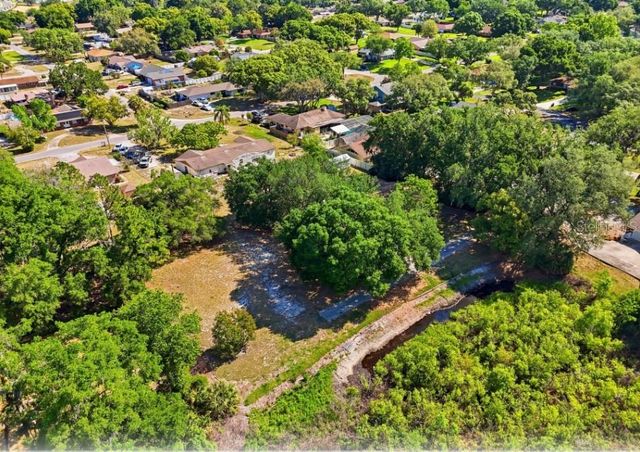 33201 COVENTRY DRIVE, Leesburg, FL 34788