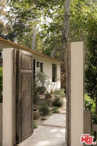 159 Loureyro Road, Santa Barbara, CA 93108