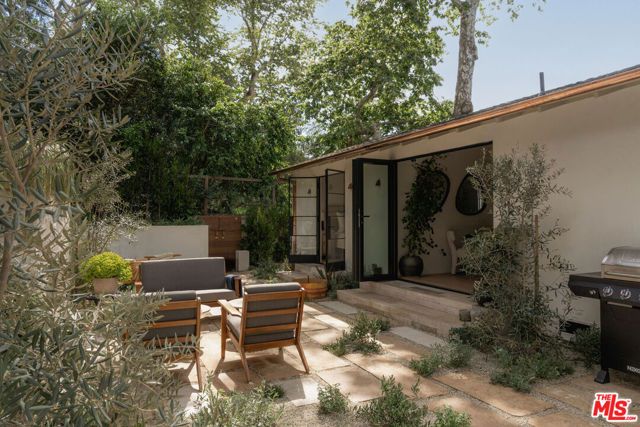 159 Loureyro Road, Santa Barbara, CA 93108