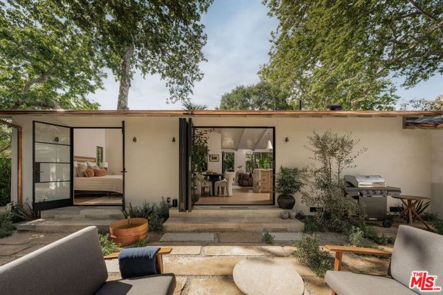 159 Loureyro Road, Santa Barbara, CA 93108