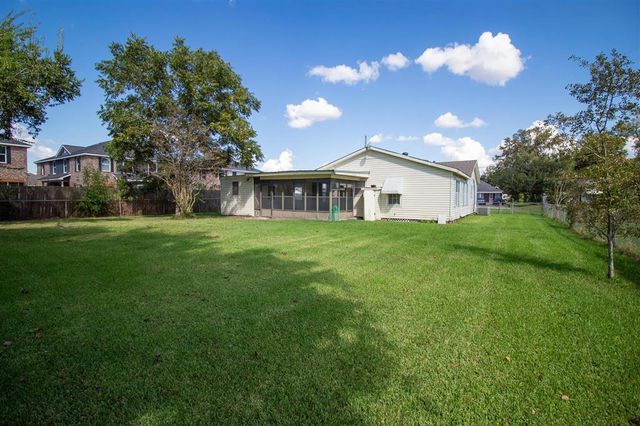 3708 Auburn Street, Lake Charles, LA 70607