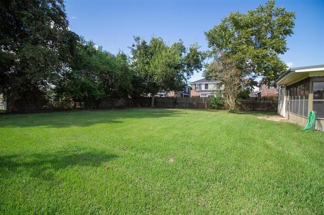 3708 Auburn Street, Lake Charles, LA 70607