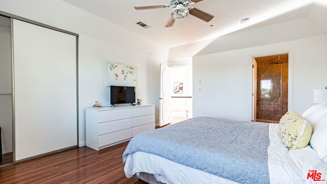 7449 Studio Road, Canoga Park, CA 91304