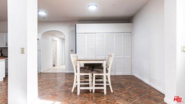 7449 Studio Road, Canoga Park, CA 91304