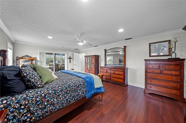 2094 CAMELOT BOULEVARD, St Cloud, FL 34772