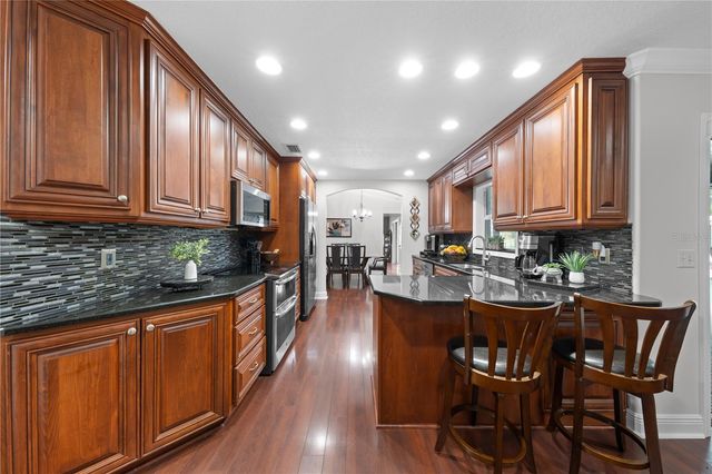 2094 CAMELOT BOULEVARD, St Cloud, FL 34772