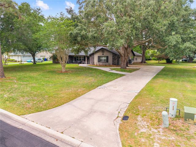 2094 CAMELOT BOULEVARD, St Cloud, FL 34772