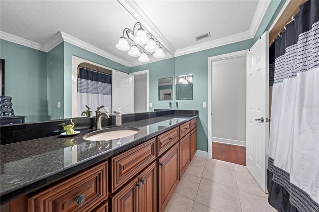 2094 CAMELOT BOULEVARD, St Cloud, FL 34772