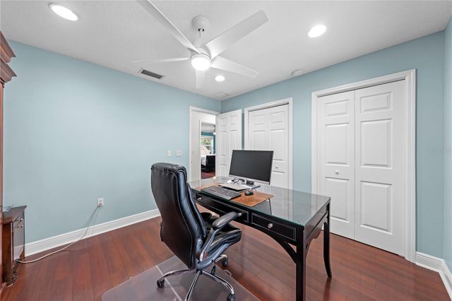 2094 CAMELOT BOULEVARD, St Cloud, FL 34772