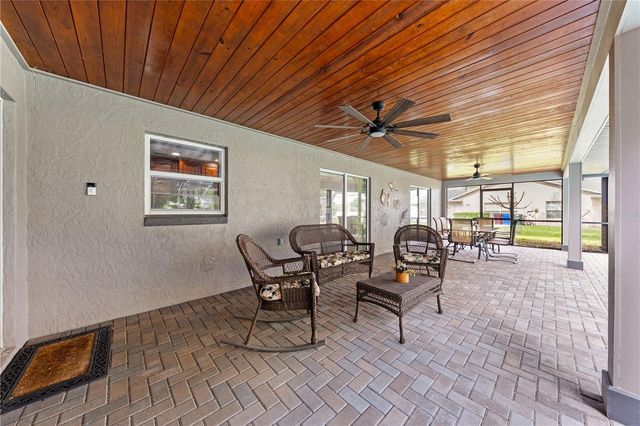 2094 CAMELOT BOULEVARD, St Cloud, FL 34772