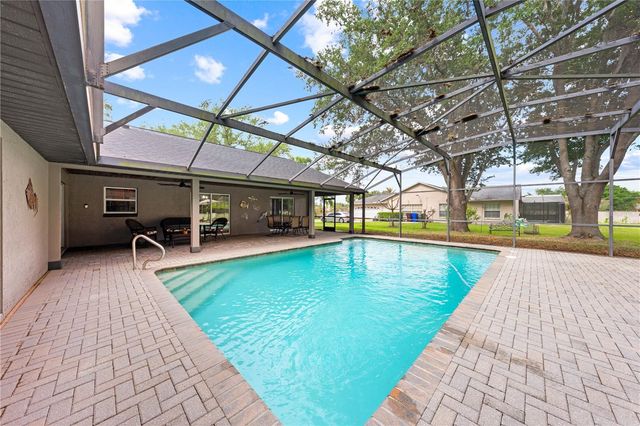 2094 CAMELOT BOULEVARD, St Cloud, FL 34772