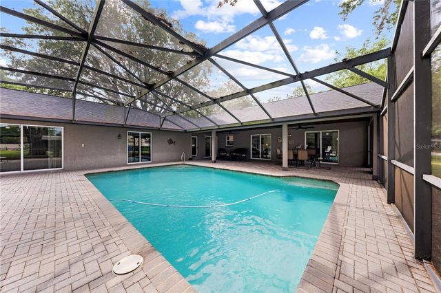 2094 CAMELOT BOULEVARD, St Cloud, FL 34772