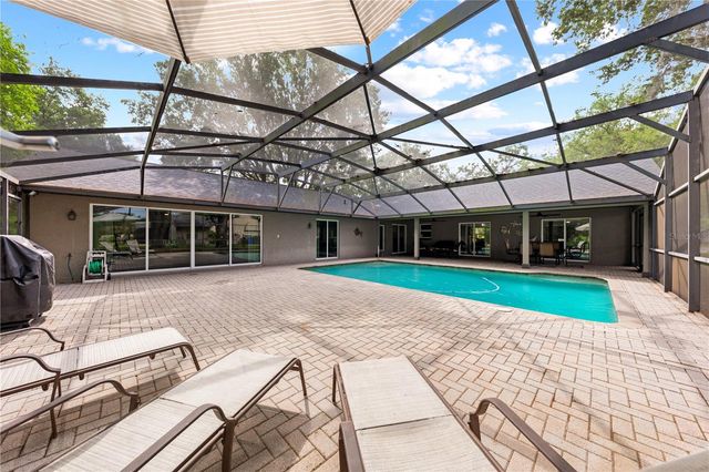 2094 CAMELOT BOULEVARD, St Cloud, FL 34772