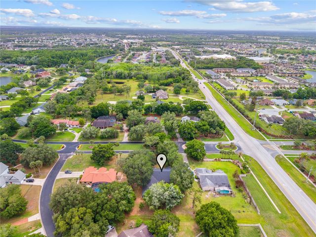 2094 CAMELOT BOULEVARD, St Cloud, FL 34772