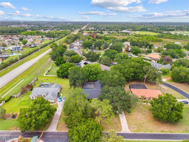 2094 CAMELOT BOULEVARD, St Cloud, FL 34772