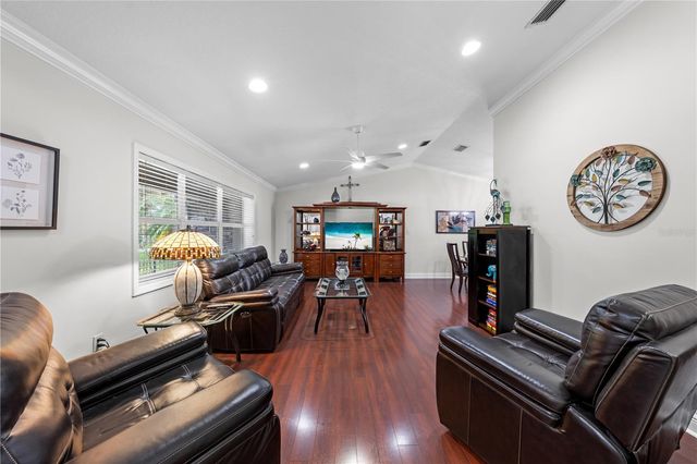 2094 CAMELOT BOULEVARD, St Cloud, FL 34772