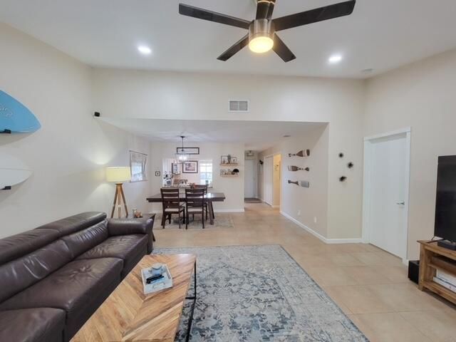 136 Doe Trail, Jupiter, FL 33458