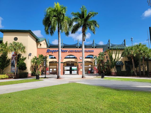 136 Doe Trail, Jupiter, FL 33458