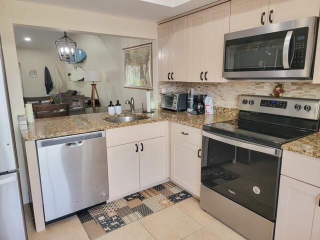 136 Doe Trail, Jupiter, FL 33458