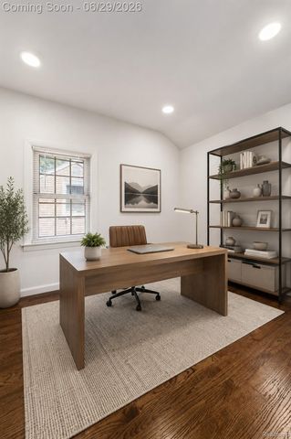 1741 Brys Drive, Grosse Pointe Woods, MI 48236
