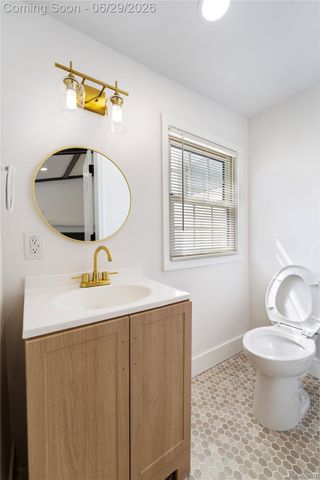 1741 Brys Drive, Grosse Pointe Woods, MI 48236