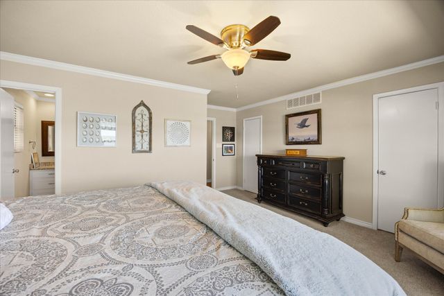 417 Peninsula Court, Granbury, TX 76048