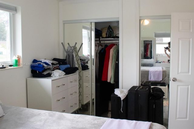 8781 Johnson St, Pembroke Pines, FL 33024