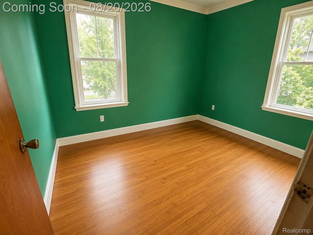 9976 Quandt Avenue, Allen Park, MI 48101
