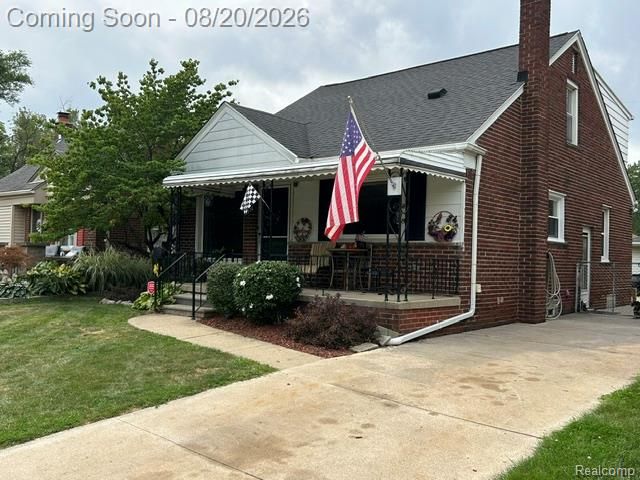 9976 Quandt Avenue, Allen Park, MI 48101