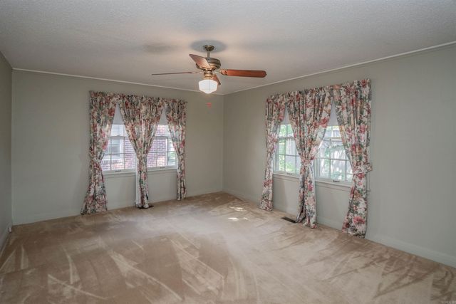 210 Dooley Road, North Little Rock, AR 72116