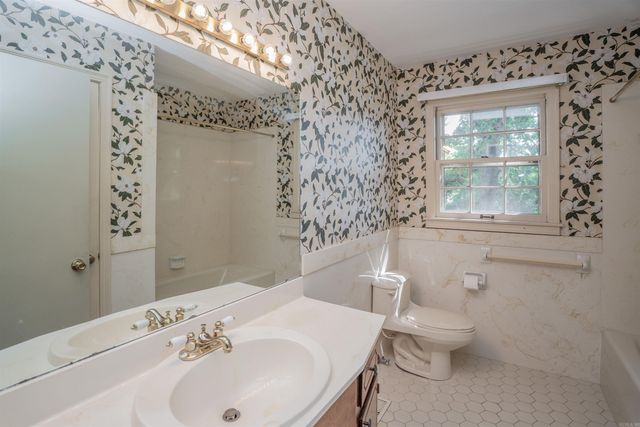 210 Dooley Road, North Little Rock, AR 72116