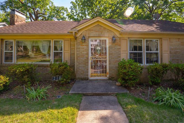 210 Dooley Road, North Little Rock, AR 72116