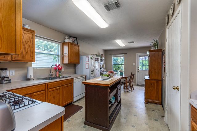 24027 Kingbriar Drive, Spring, TX 77373