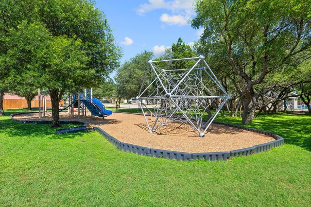 1606 Candlelight DR, Leander, TX 78641