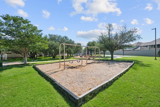 1606 Candlelight DR, Leander, TX 78641