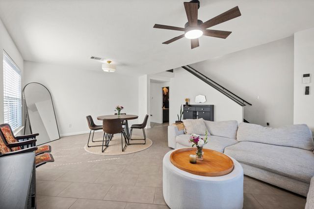1606 Candlelight DR, Leander, TX 78641