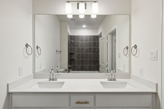 3765 Pierce Lane, Grand Prairie, TX 75052