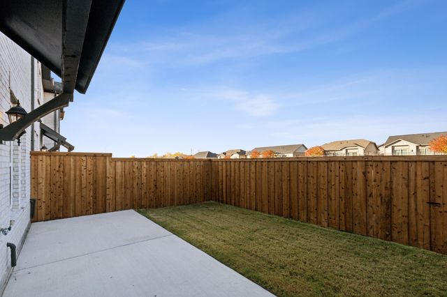 3765 Pierce Lane, Grand Prairie, TX 75052